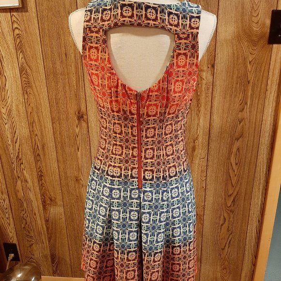 Julian Taylor Printed Dress (Size 6) - Picture 6 of 9